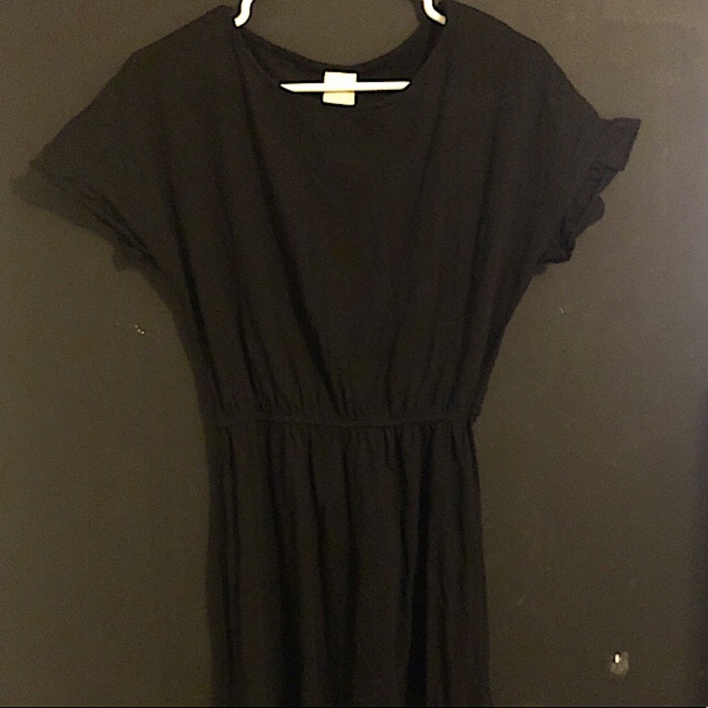 H&M short sleeve ruffle romper dress